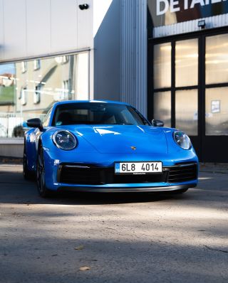 Poslední dny to u nás vypadá, jako by existovalo jen jedno auto – Porsche všude, kam se podíváš! 🏎️🔥 Ale nebojte se,...